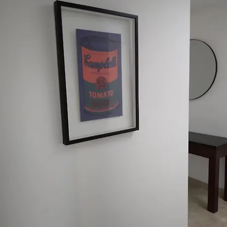 2 Bed Penthouse Apartment *